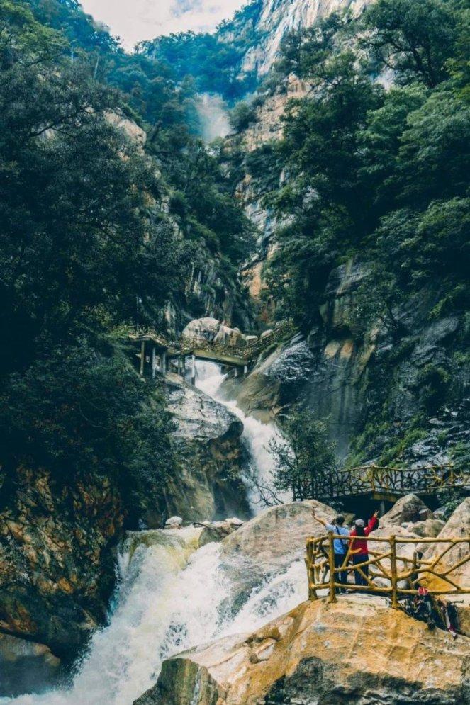 留学工商管理专业的学生是否更愿意选择去新加坡的大学读书深造？
